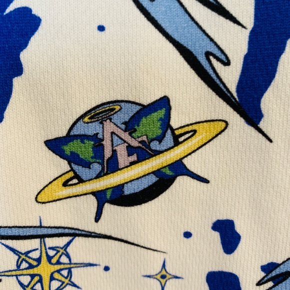 Angelic Earthling Hoodie Sweatshirt Size Large White Continental Camo Planet - Picture 8 of 16